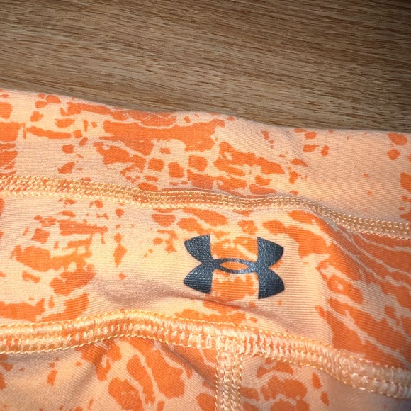 Womens under armour capris - Picture 3 of 3